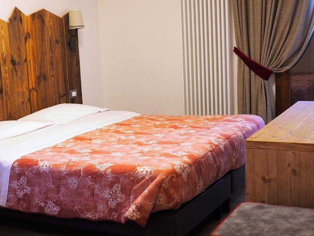 Hotel Serena ดิมาโร ภายนอก รูปภาพ